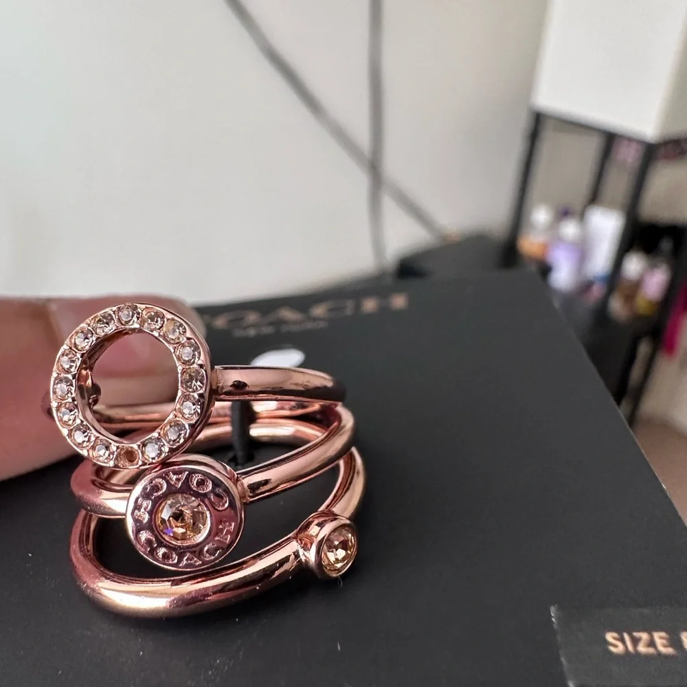 Coach Rings - Picture 3 of 4
